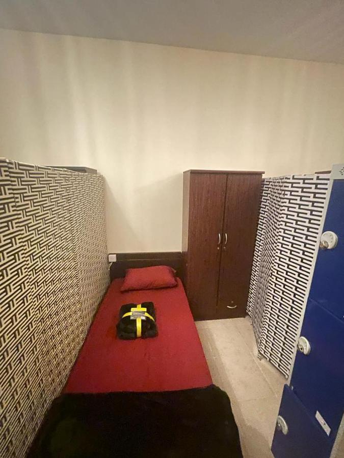 Dxb Backpackers Executive Dubai Exterior foto